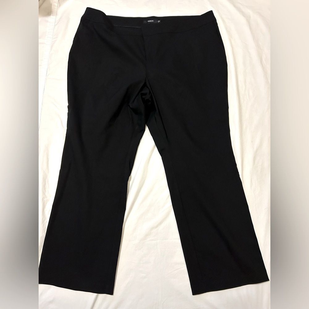 NWT Torrid slim boot deluxe stretch dress pant size 30